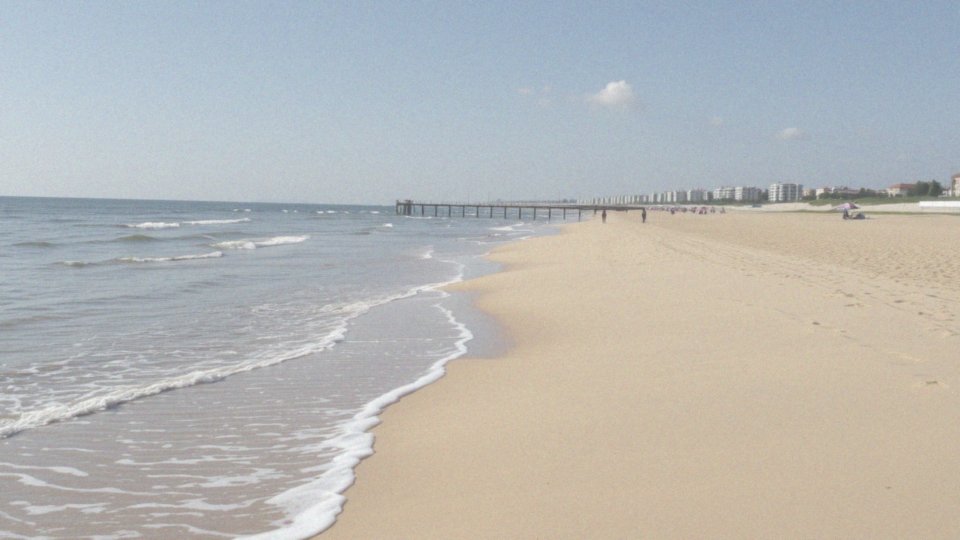 Gdzie znaleźć wczasy nad morzem z dzieckiem blisko plaży?